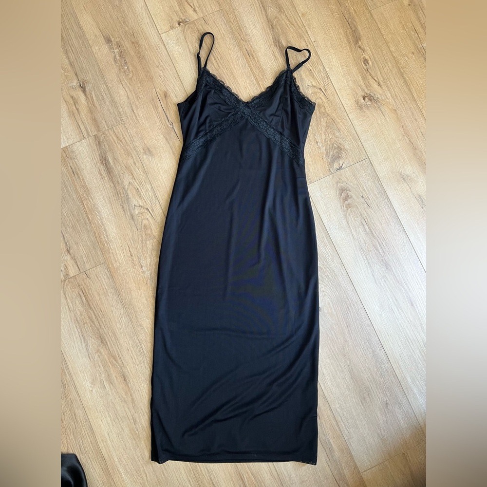 Forever 21 Black Midi Dress with Tag